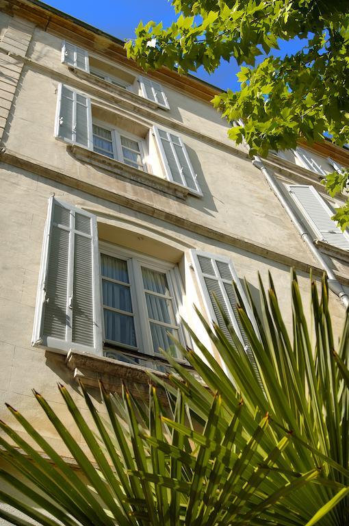 Hotel Colombet Nyons Exteriér fotografie